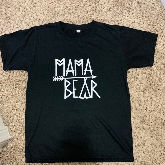 Tops - Mama bear t shirt